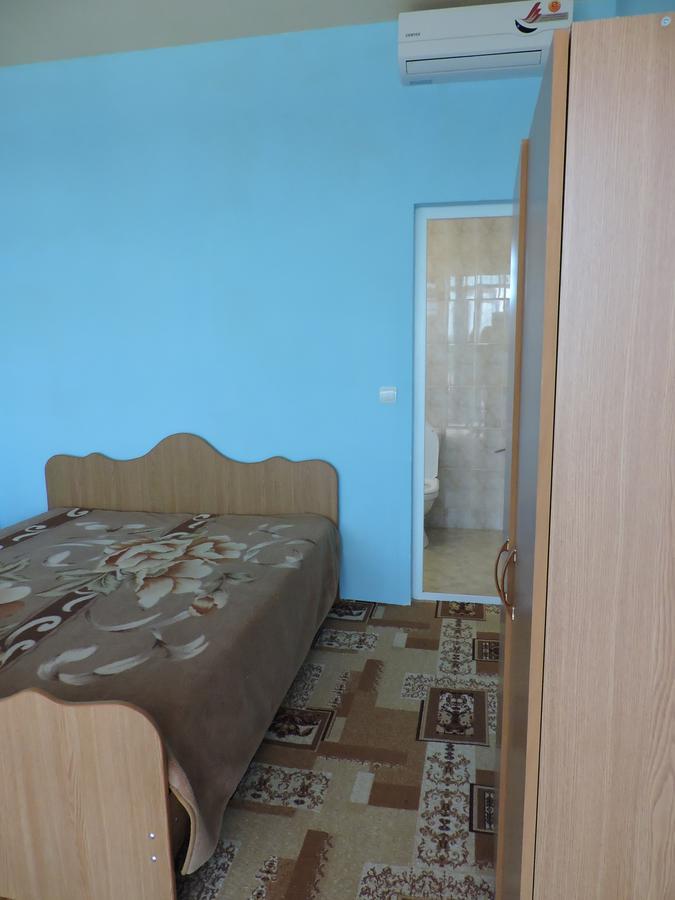 Guesthouse U Moti New Athos Exterior photo