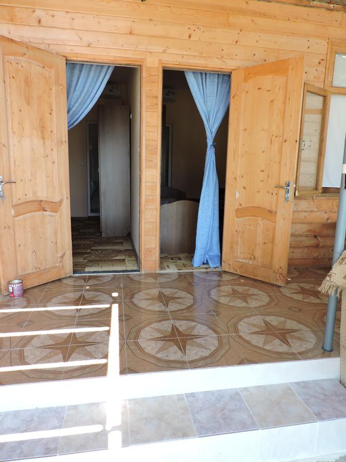 Guesthouse U Moti New Athos Exterior photo